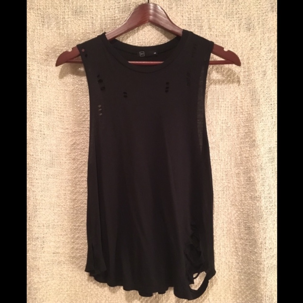 Final Price♥️Boutique Bought Distressed Black Tank